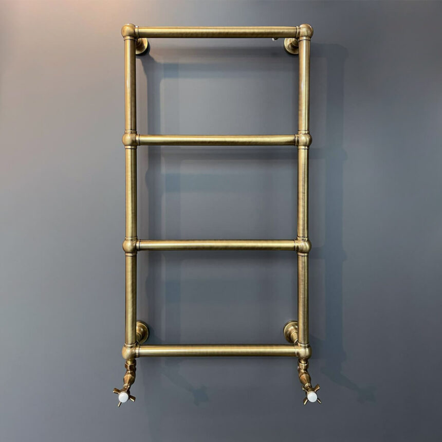 Four bronzo